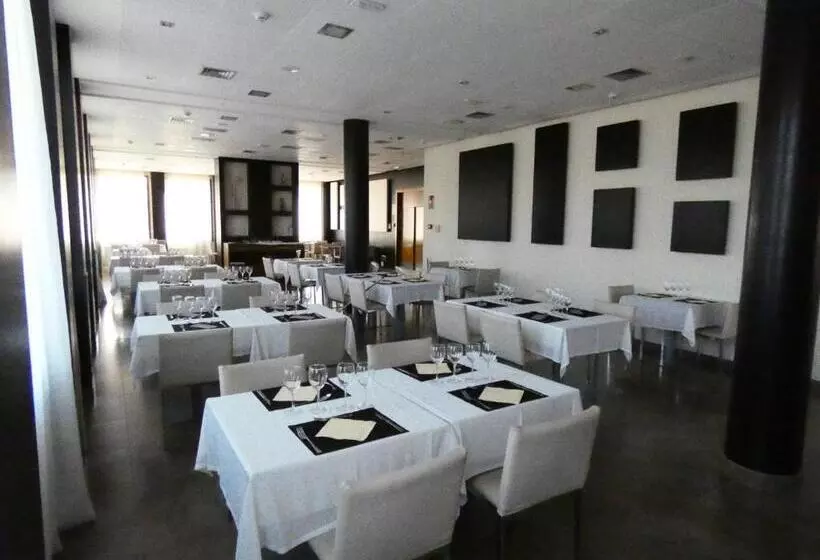 Hotel Fuente Del Miro