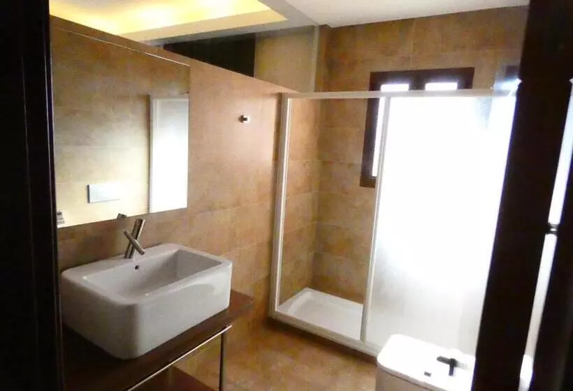 Hotel Fuente Del Miro