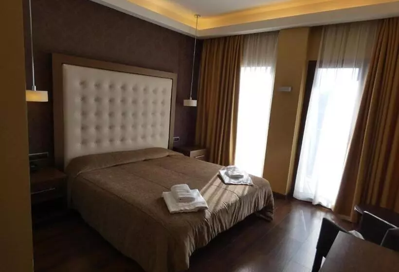 Hotel Fuente Del Miro