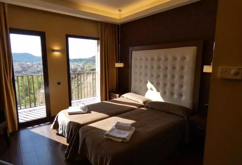 Hotel Fuente Del Miro