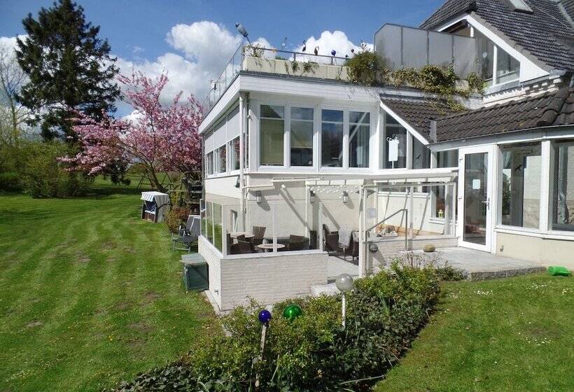 Hofhotel Krähenberg