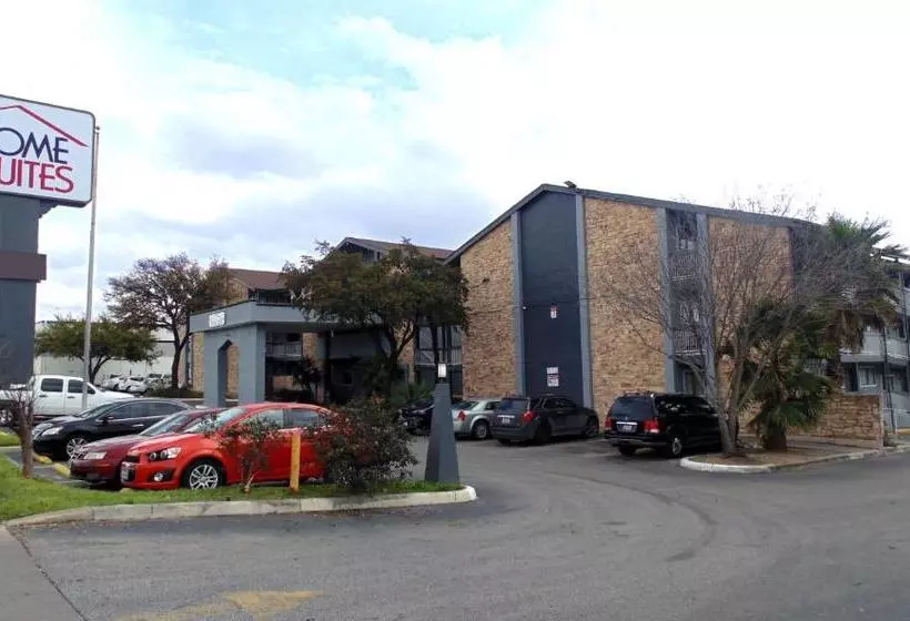 Hotelli Home2 Suites San Antonio Airport