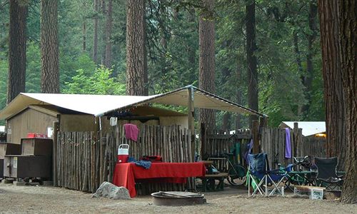 ホテル Housekeeping Camp