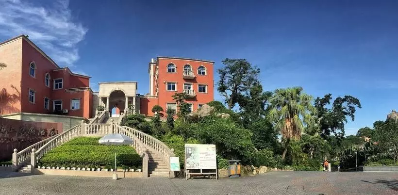 Hotelli Marine Garden