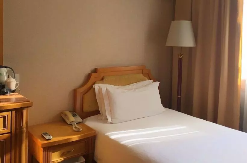 Hotelli Marine Garden