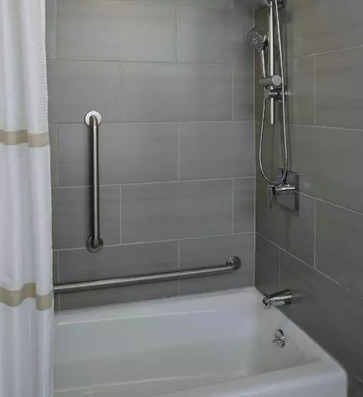 호텔 Marriott East Lansing At University Place