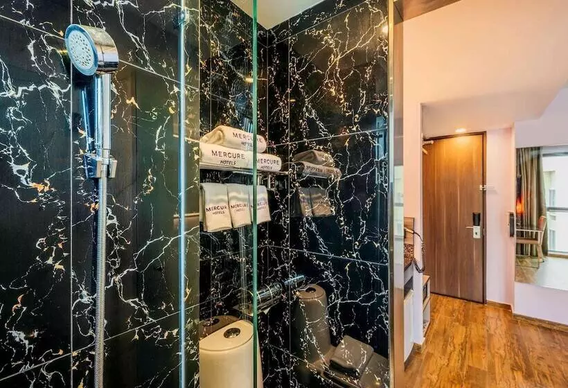 هتل Mercure Singapore Tyrwhitt