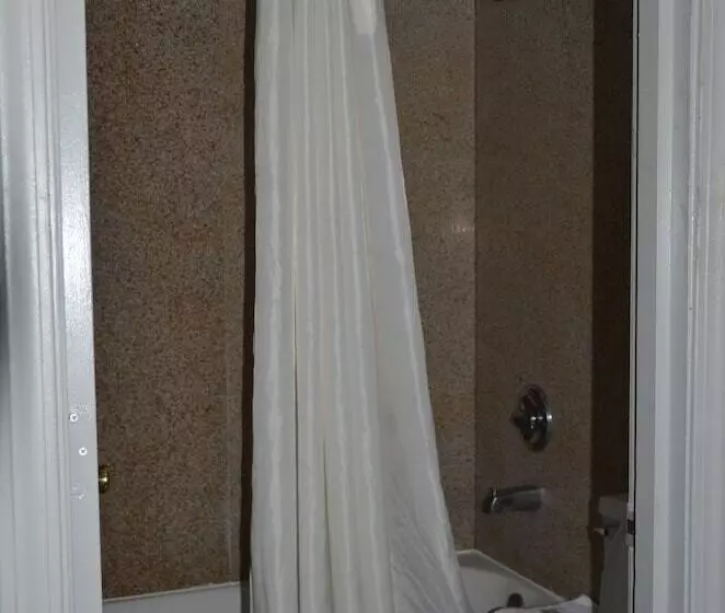 Hotelli My Home & Suites Covington