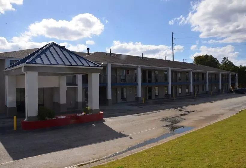 Hotelli My Home & Suites Covington