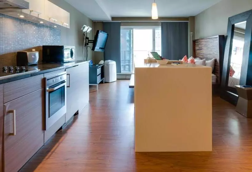 Hotel Nuvo Suites For Residence