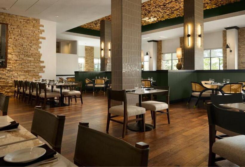 Otel Renaissance Boulder Flatiron