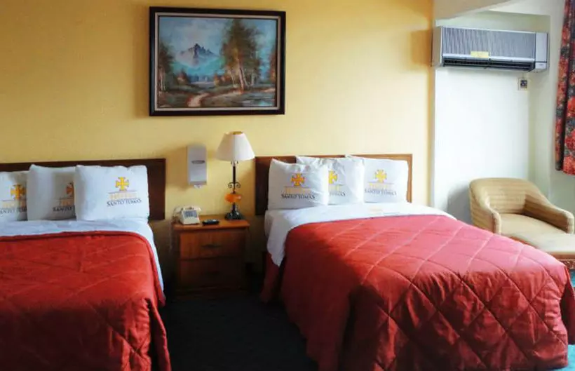 Hotelli Santo Tomas