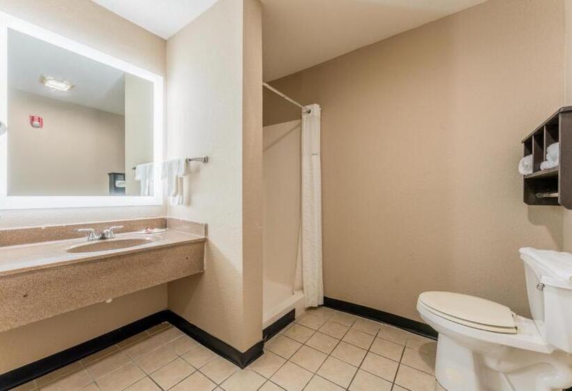 酒店 Super 8 By Wyndham Lake Charles Northeast