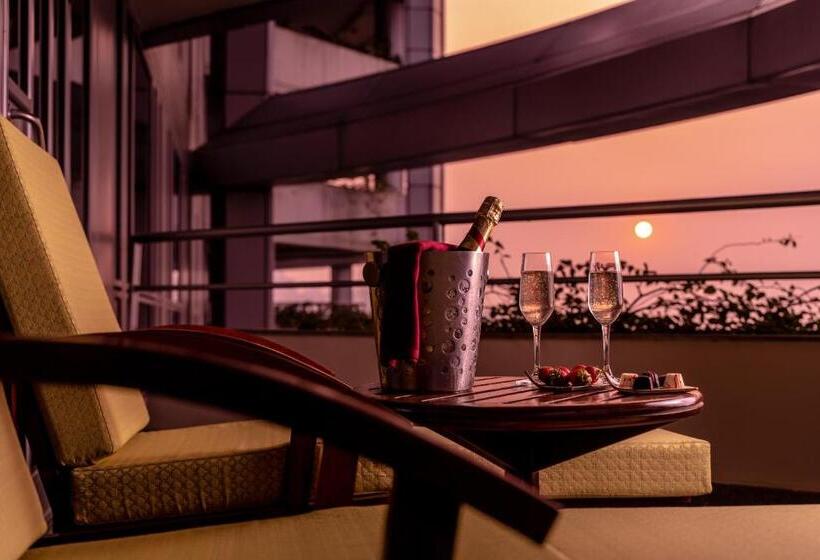 Hotel Taj Wellington Mews