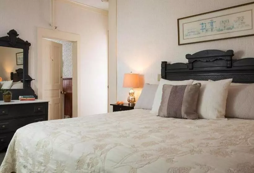 ホテル The Carroll Villa