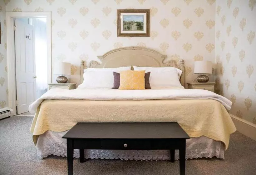 ホテル The Carroll Villa