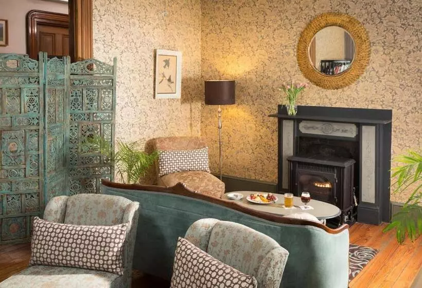 ホテル The Carroll Villa