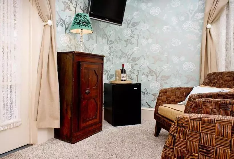 ホテル The Carroll Villa