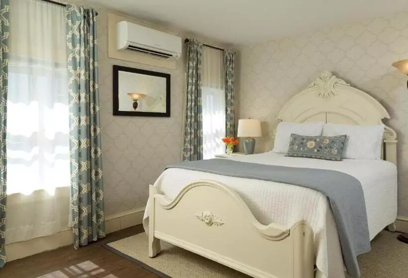 ホテル The Carroll Villa