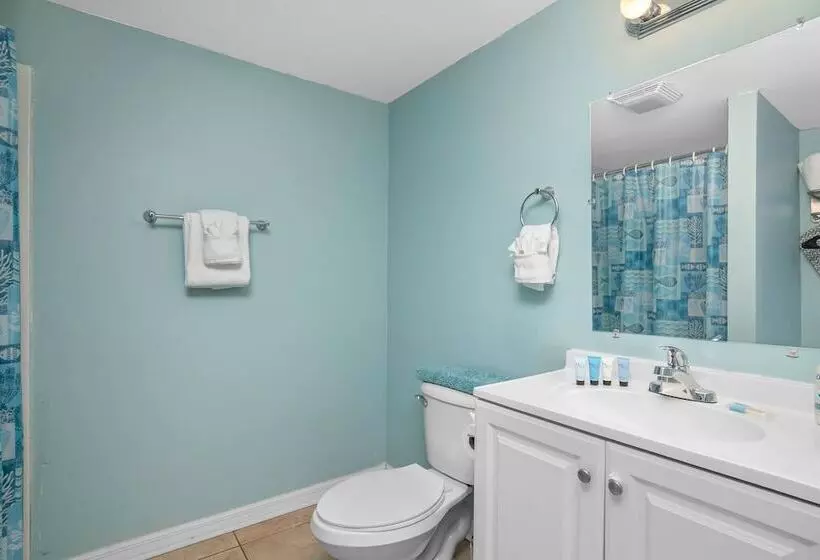 Motel Latitude 26 Waterfront Resort And Marina