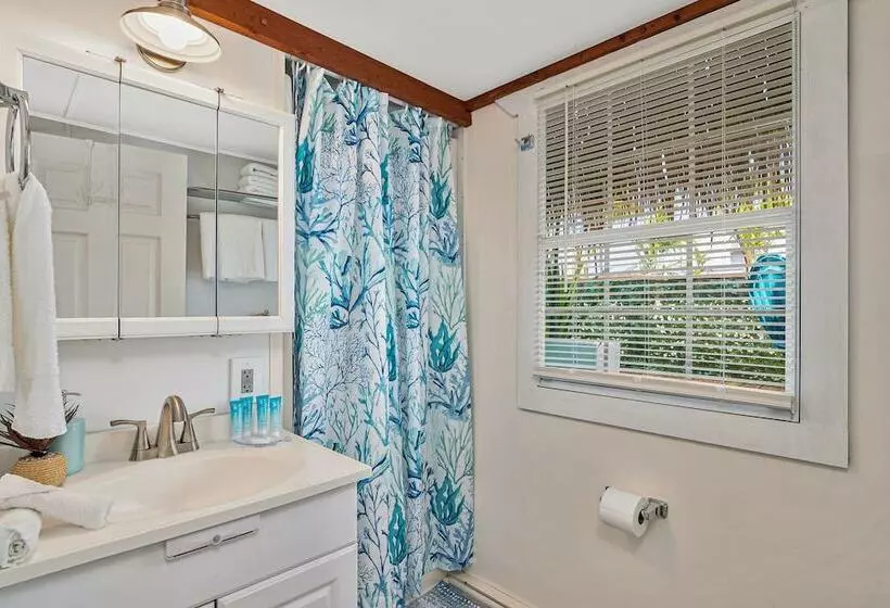 Motel Latitude 26 Waterfront Resort And Marina