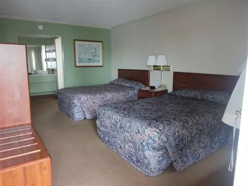 汽车旅馆 Monterey Inn & Marina