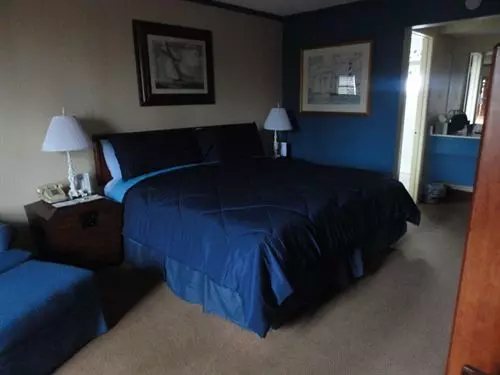 汽车旅馆 Monterey Inn & Marina