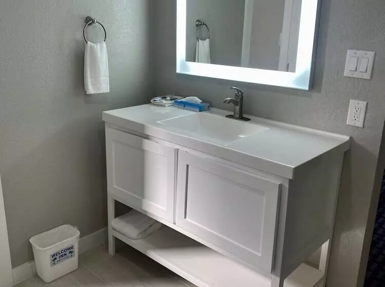 فندق على الطريق Welcome Inn