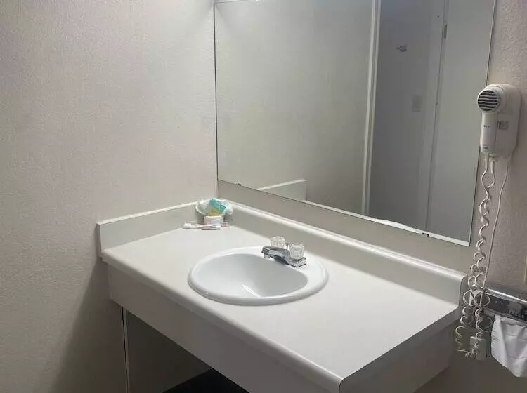 فندق على الطريق Welcome Inn