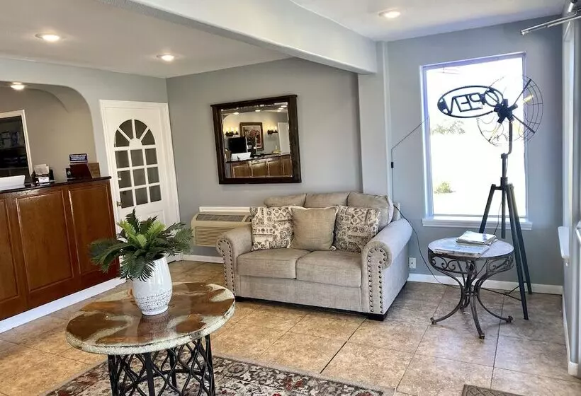 فندق على الطريق Welcome Inn