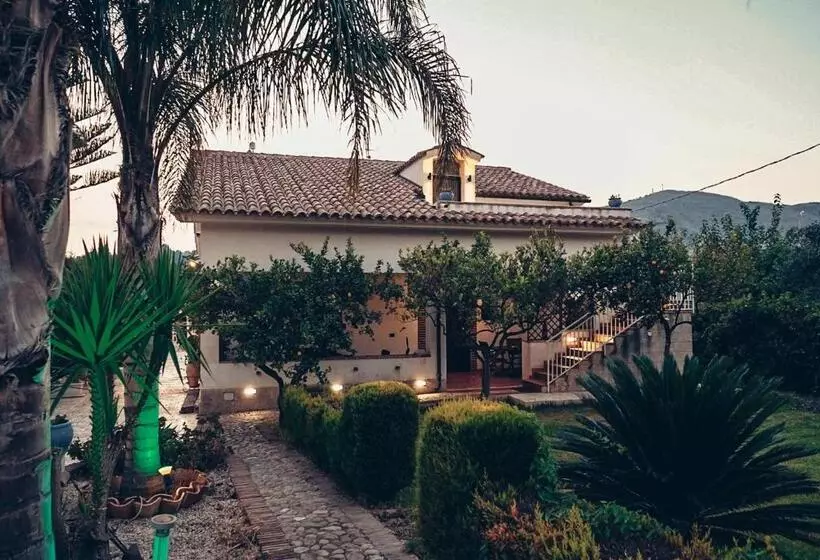 تختخواب و صبحانه Casa Nunna