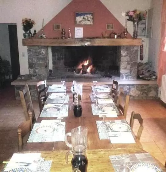 Aamiaismajoitus (B&B) Chambre D Hôte Chez Antoinette Et Charles