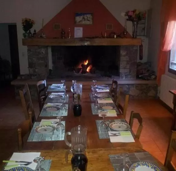 Aamiaismajoitus (B&B) Chambre D Hôte Chez Antoinette Et Charles