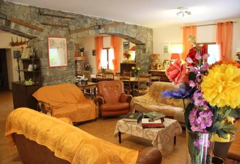 Aamiaismajoitus (B&B) Chambre D Hôte Chez Antoinette Et Charles