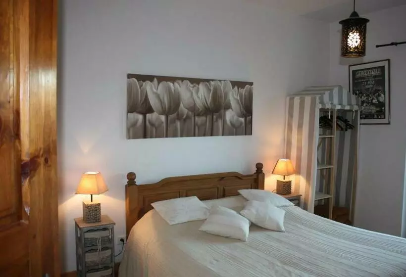 Aamiaismajoitus (B&B) Domaine De Creva Tinas