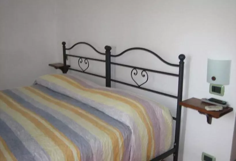 ホテル Agriturismo Casalino
