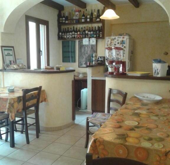 פנסיון Guesthouse Affittacamere Goloritzè