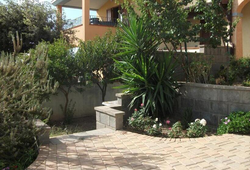 פנסיון Guesthouse Affittacamere Goloritzè