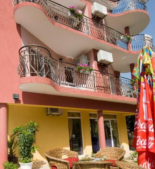 Пансион Vromos Guest House