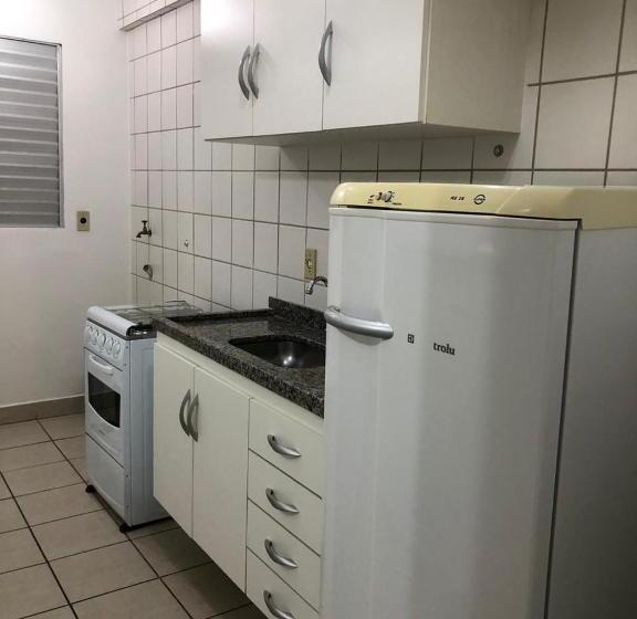 Adtur Flats Ctc Condomínio Saphire Ou Center Caldas