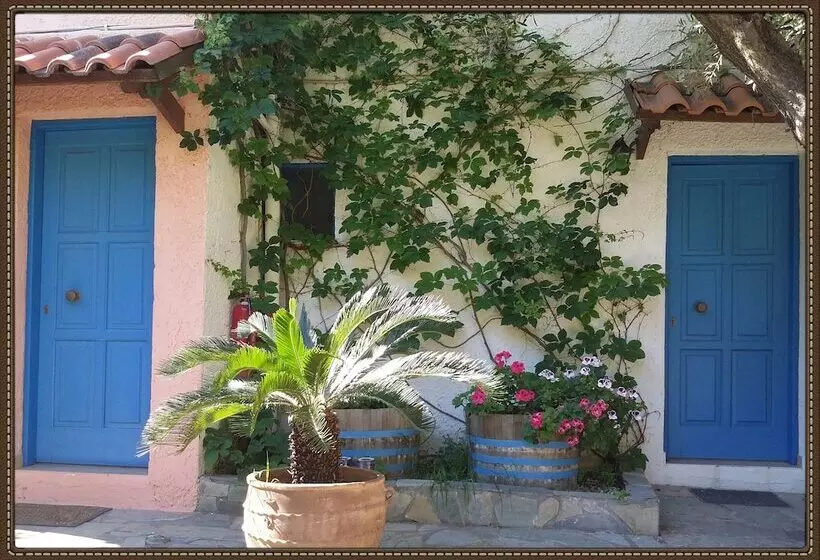 Exclusive Cottage In S West Crete In A Quiet Olive Grove Near The Sea