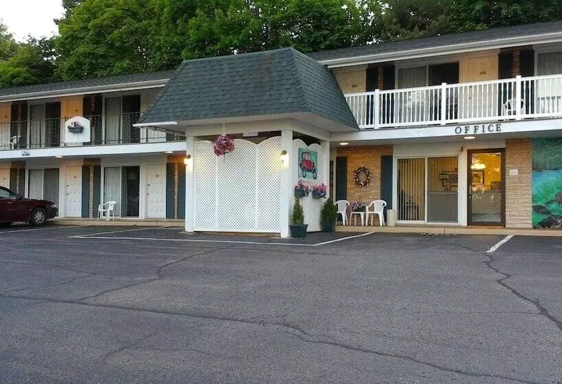 Motelli Brentwood Motor Inn