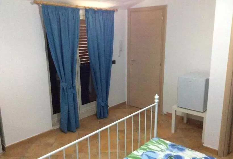 پانسیون B&b In Residence ...a Due Passi Dalla Scala Dei Turchi