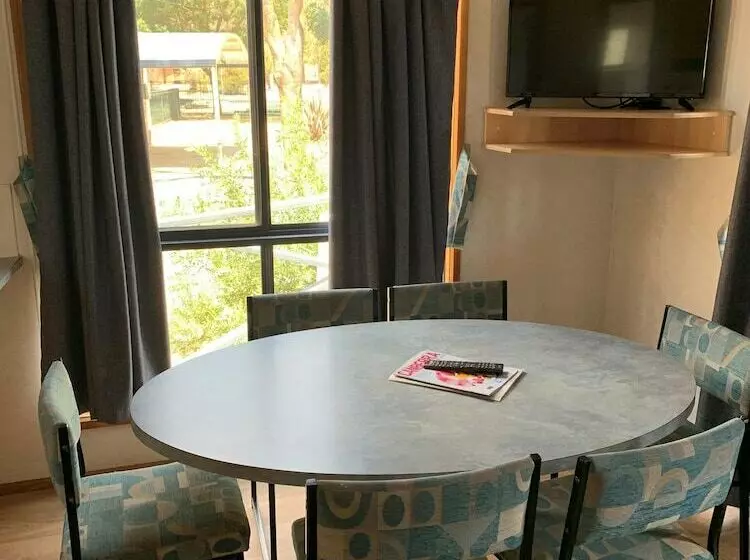 Capital Country Holiday Park