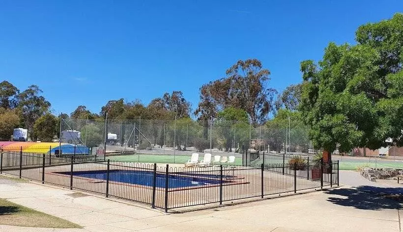 Capital Country Holiday Park