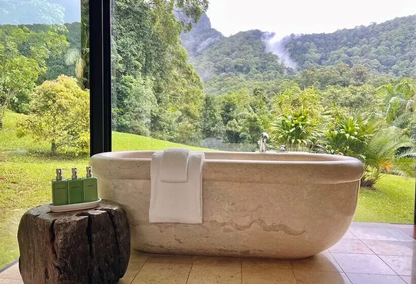 Crystal Creek Rainforest Retreat