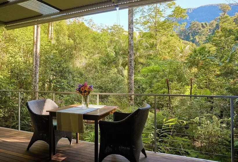 Crystal Creek Rainforest Retreat