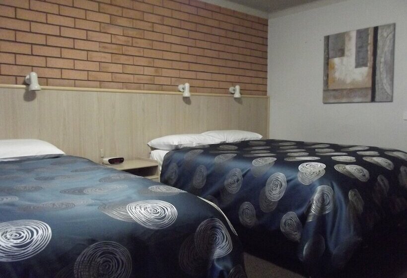 汽车旅馆  Centabrook Motor Inn