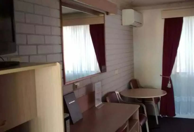 Motelli Centabrook Motor Inn