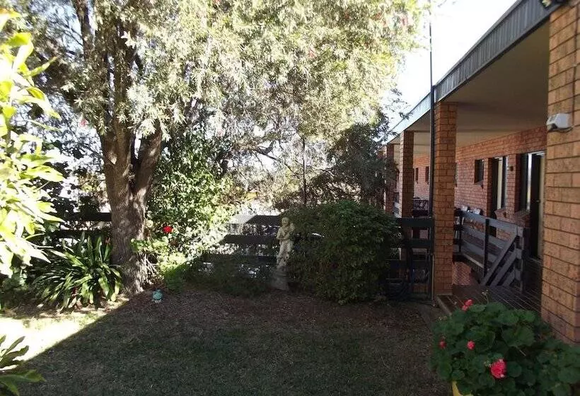 Motelli Centabrook Motor Inn